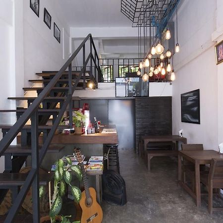 Bed and breakfast Kama Bangkok Extérieur photo
