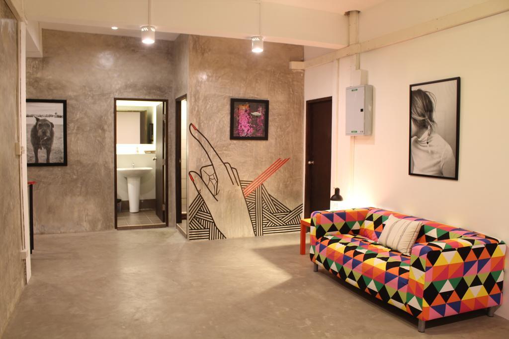 Bed and breakfast Kama Bangkok Extérieur photo