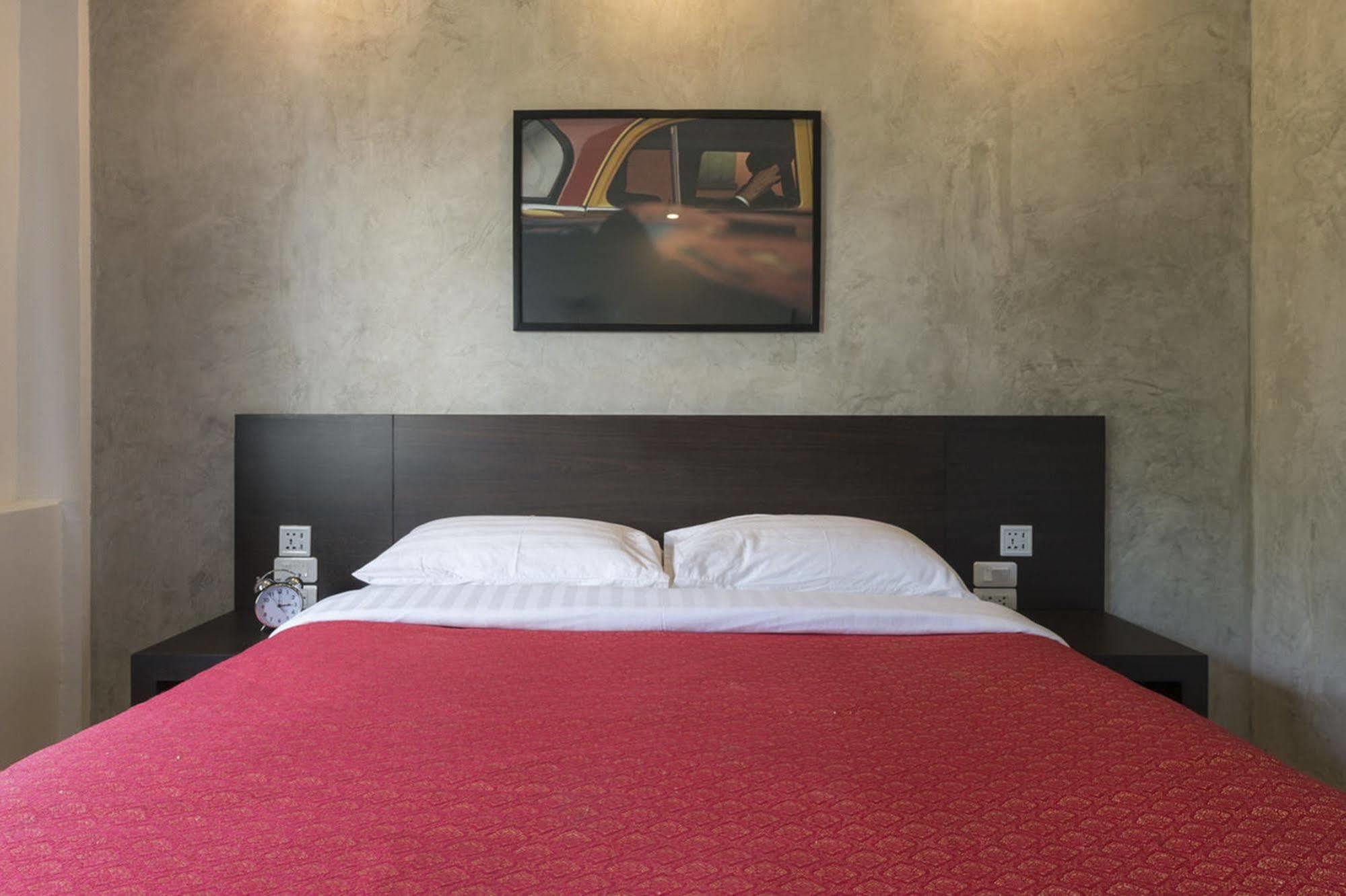 Bed and breakfast Kama Bangkok Extérieur photo